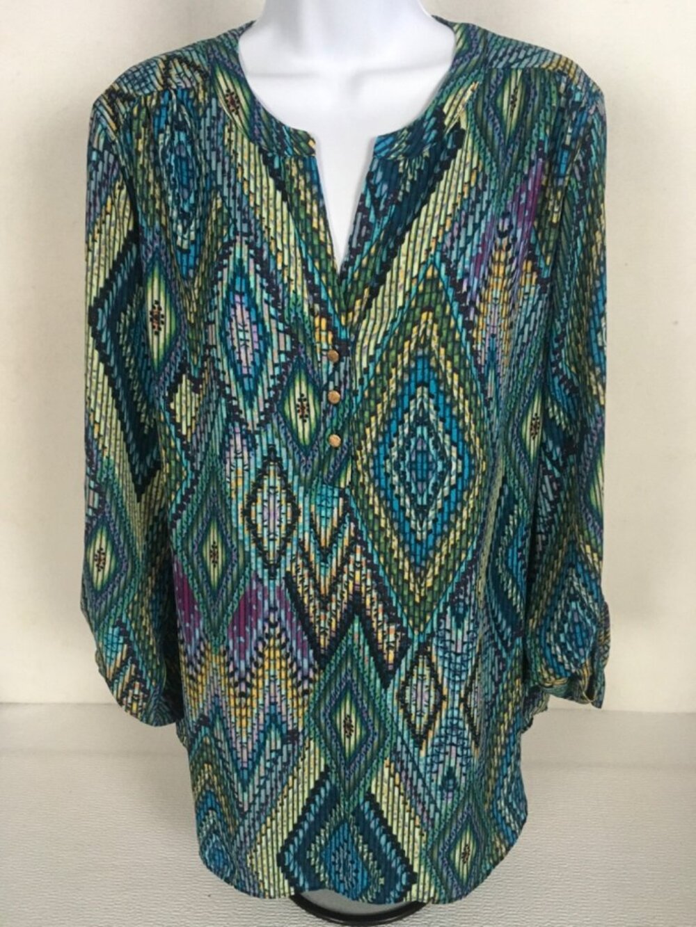 Investments Top Size XL Blue Green Black Diamond Pattern Long Roll Tab Sleeves